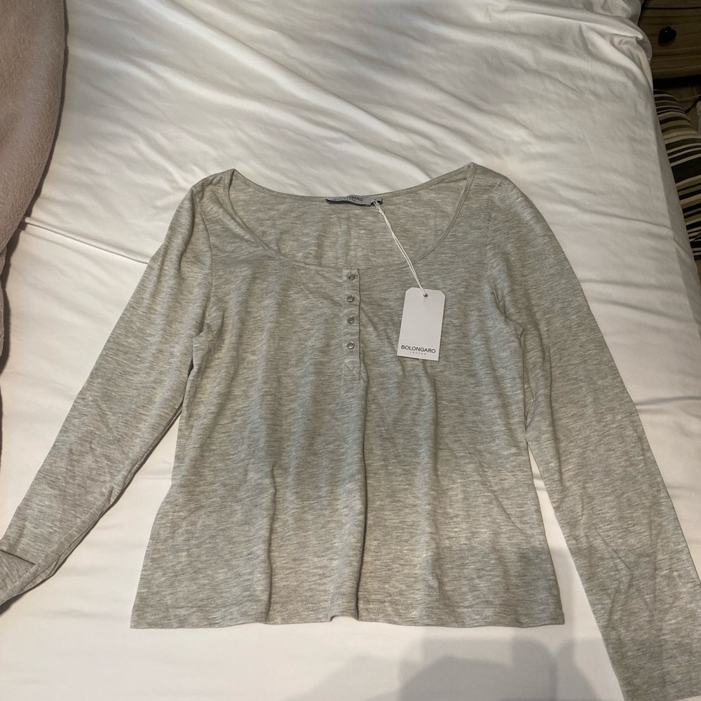 BNWT- Bolongaro gray henley shirt- size large